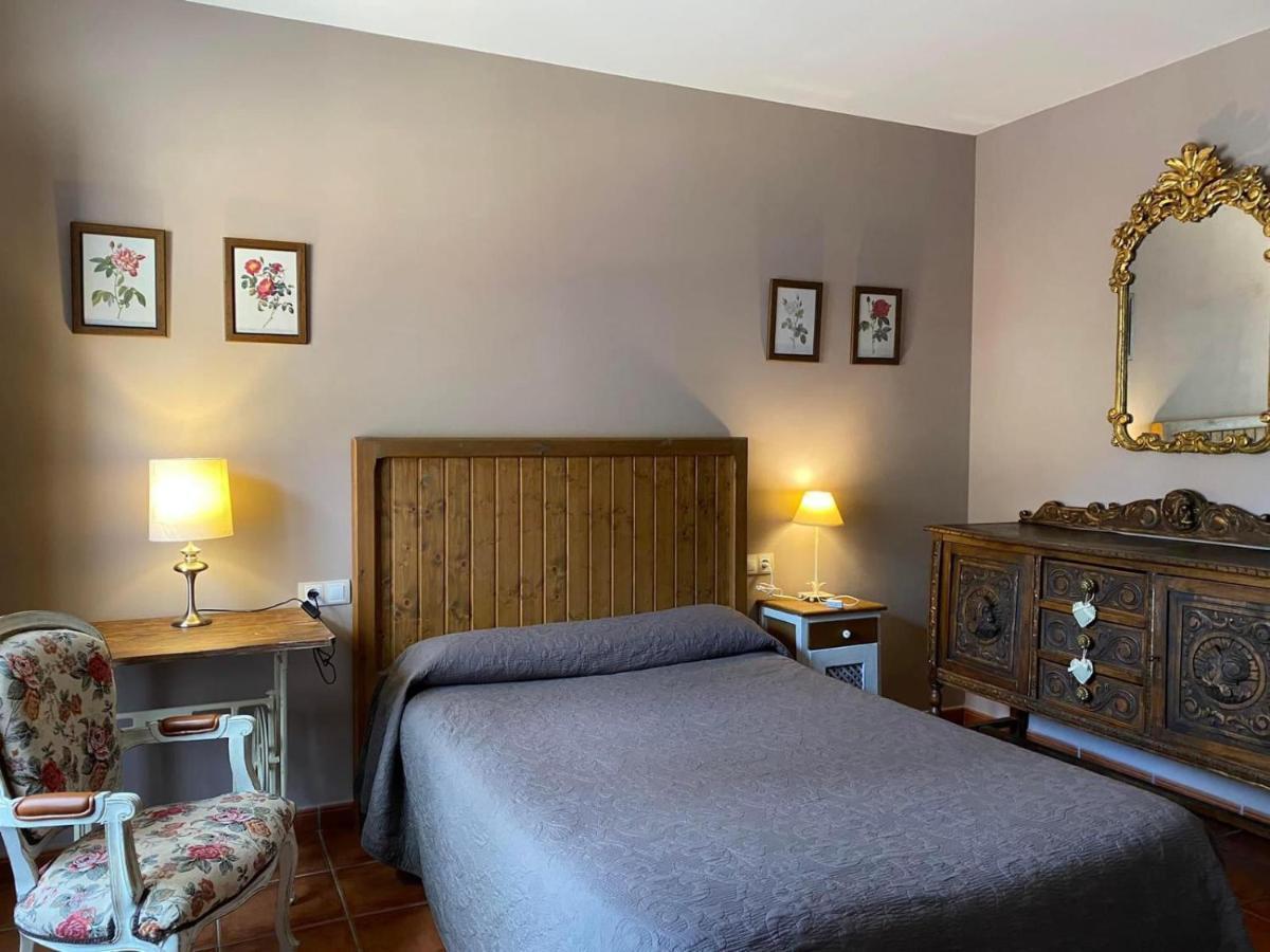 Hotel Rural El Sabinar Cremenes Bagian luar foto